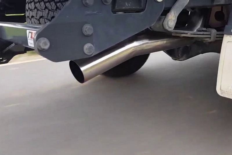 Toyota Hilux aftermarket exhaust

